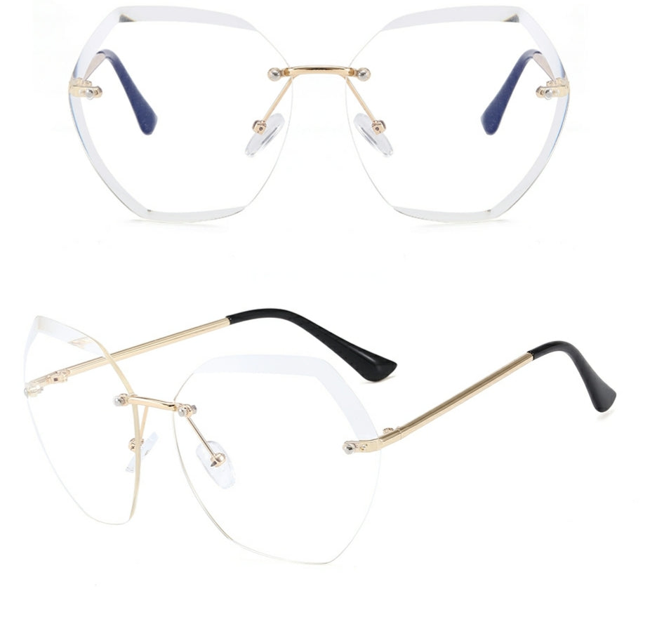 Oversized Clear Frames - M&M Royal Emporium
